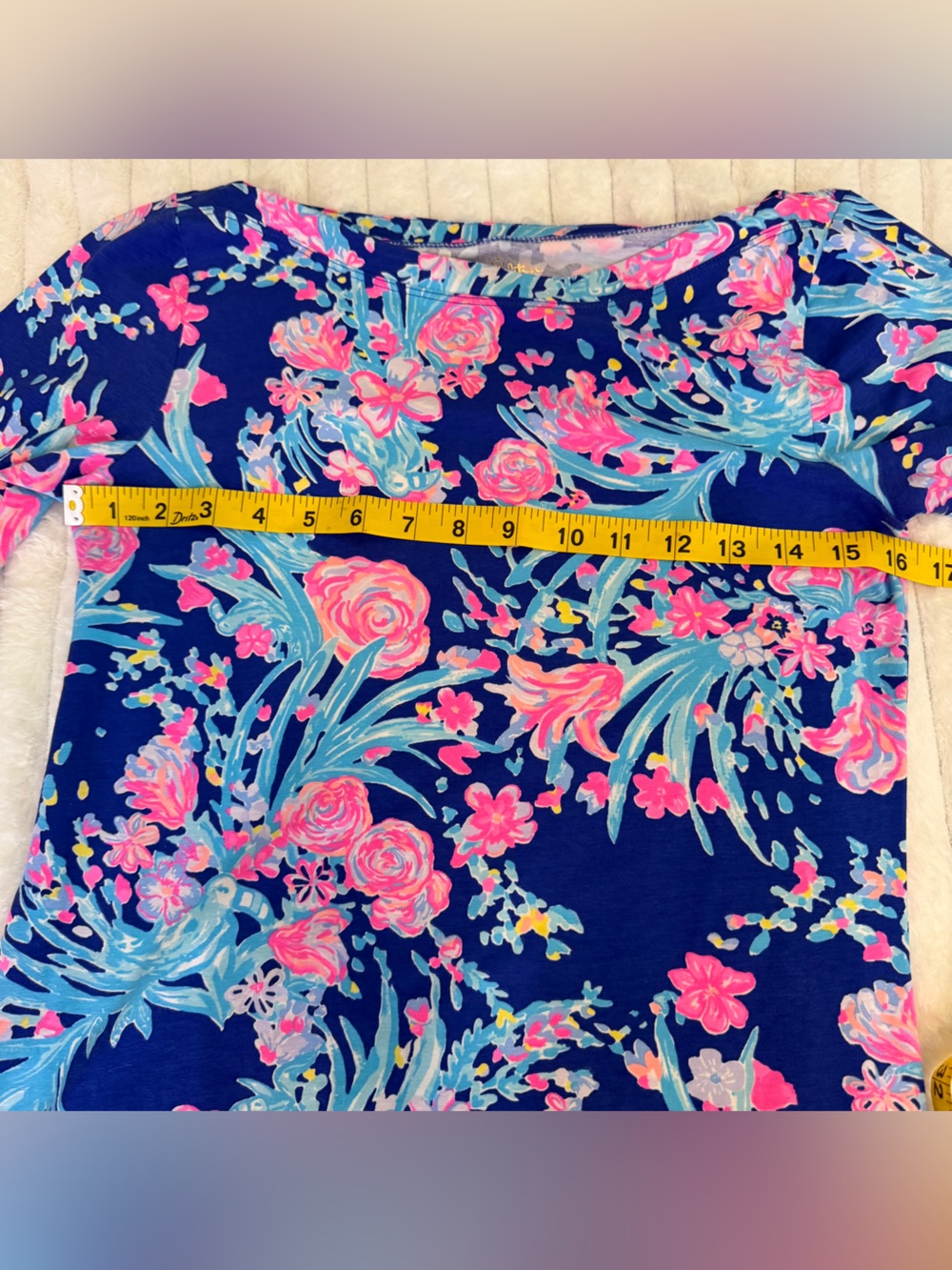 Lilly Pulitzer Sugartown Blue Floral Knit Top Size S Button Cuff Boat Neck - Picture 7 of 8